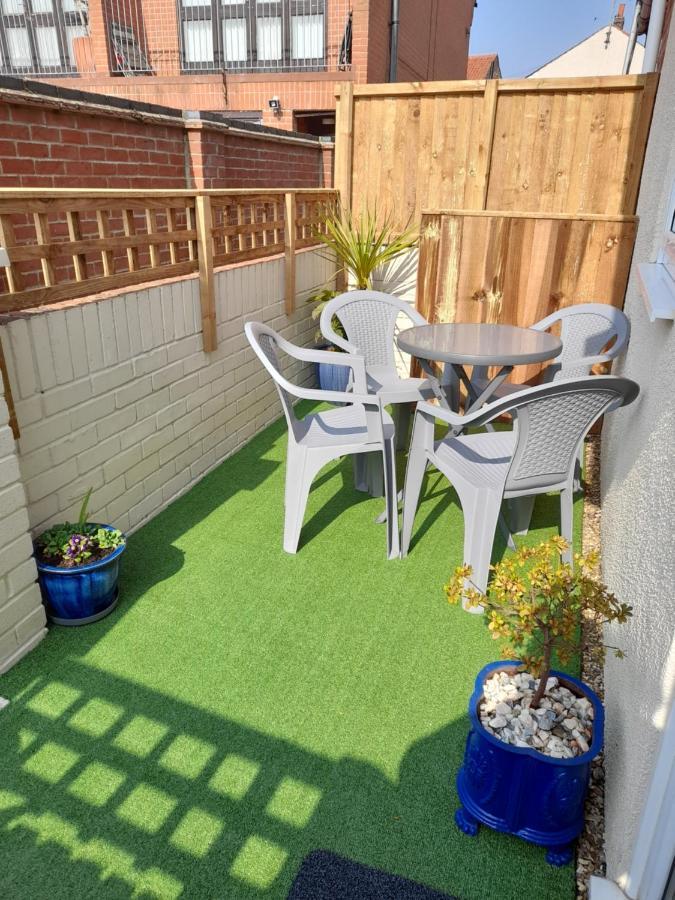 'Harbour View' On The River By Gorleston'S Award Winning Beach - Pet Free! Kültér fotó